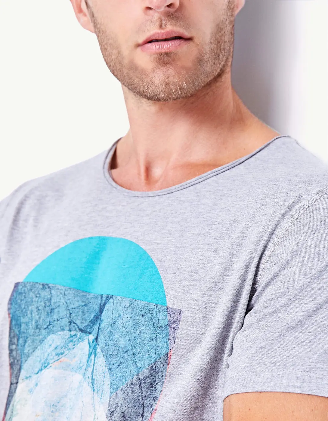 Geometric Abstract 15 Geometric Abstract T Shirt Collection Stradivarius Men SS22 Itsasne.com 17